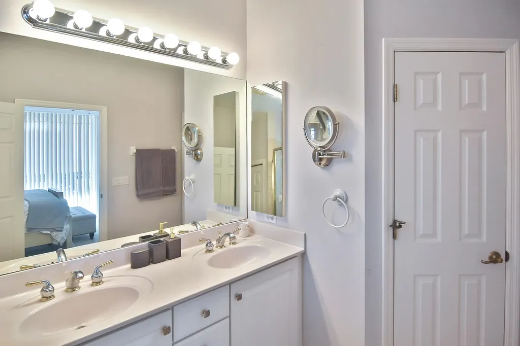 8156 Woodridge Pointe Drive Fort Myers FL 33912