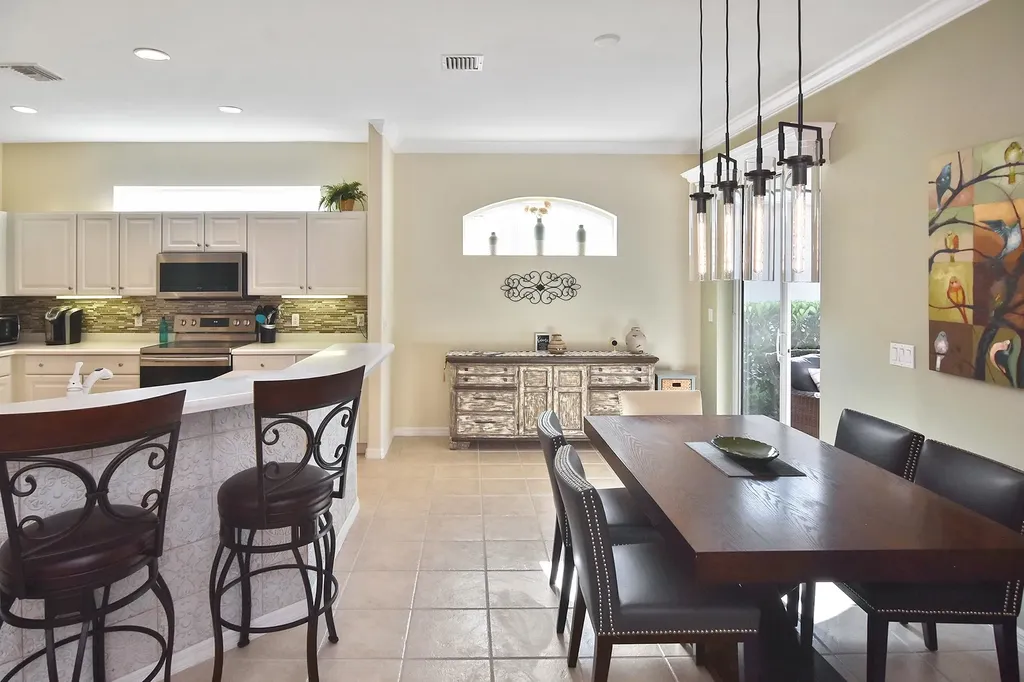 8156 Woodridge Pointe Drive Fort Myers FL 33912