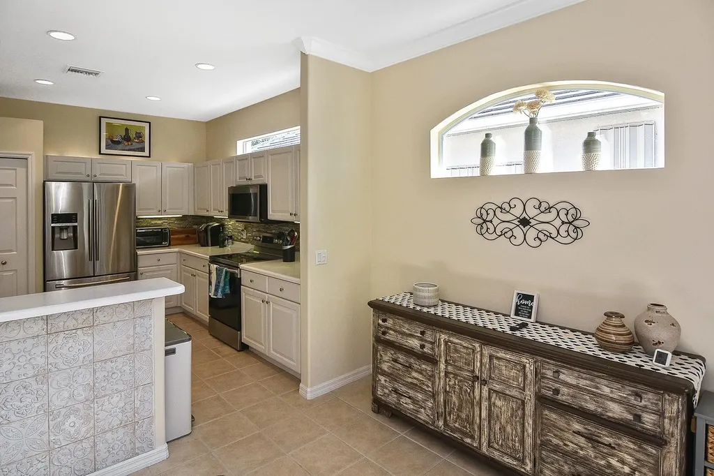 8156 Woodridge Pointe Drive Fort Myers FL 33912