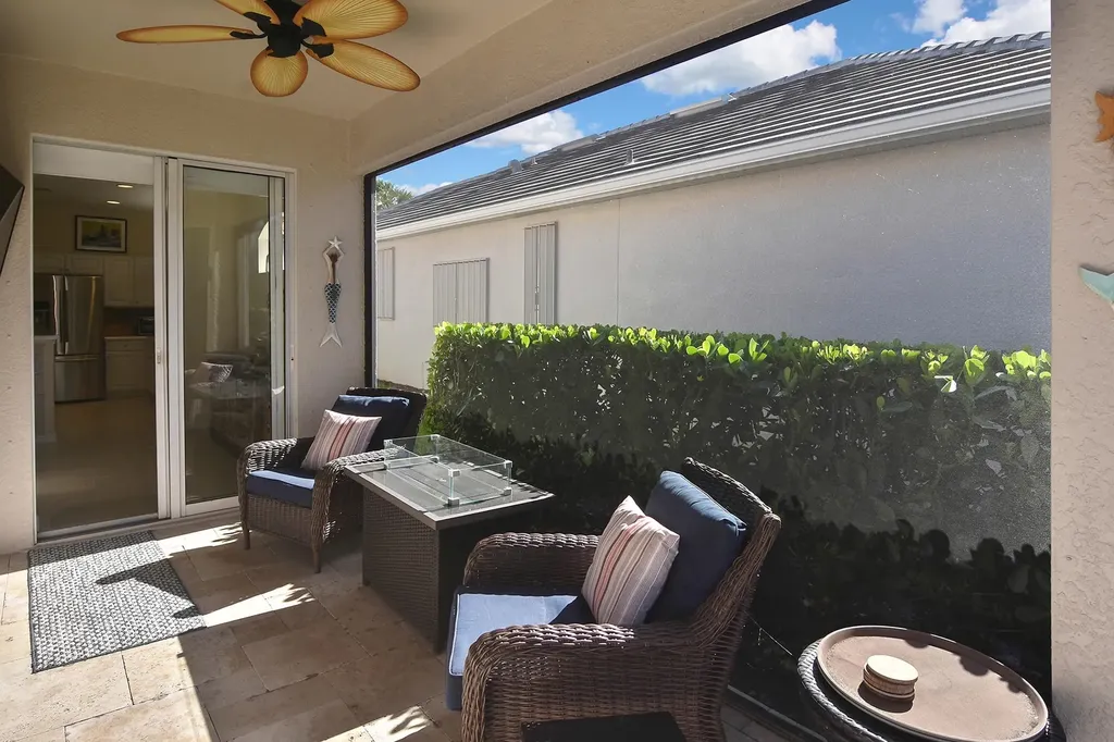 8156 Woodridge Pointe Drive Fort Myers FL 33912