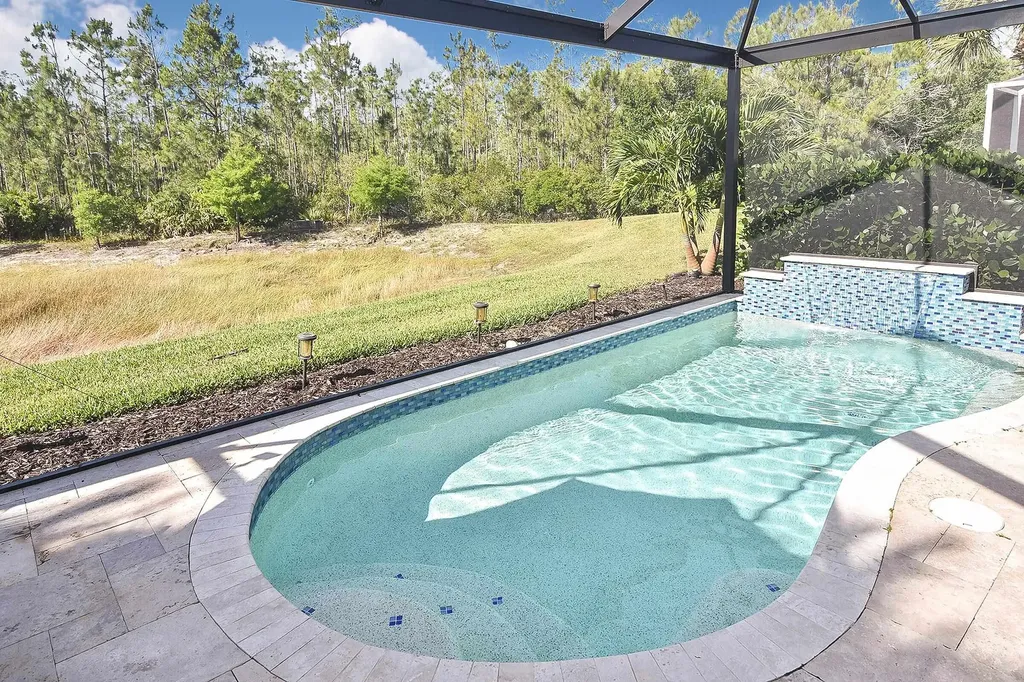 8156 Woodridge Pointe Drive Fort Myers FL 33912