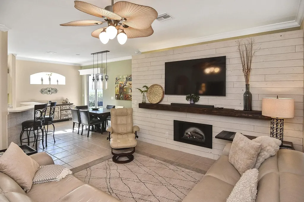 8156 Woodridge Pointe Drive Fort Myers FL 33912