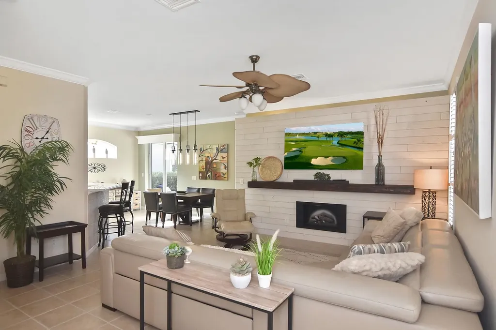 8156 Woodridge Pointe Drive Fort Myers FL 33912