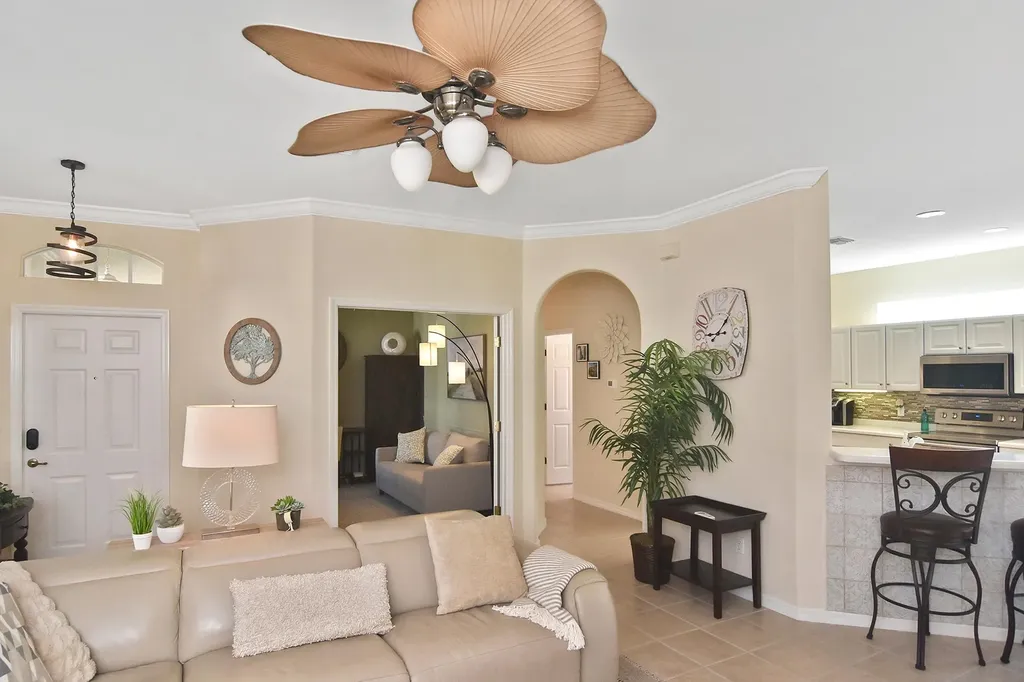 8156 Woodridge Pointe Drive Fort Myers FL 33912
