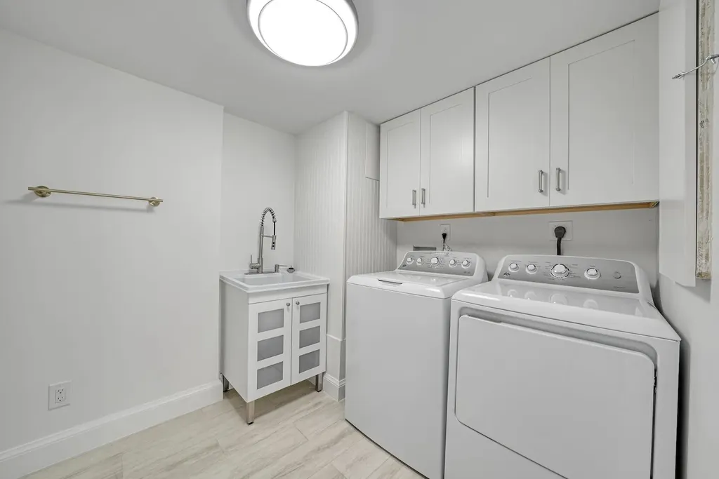 3145 West Gulf Drive Sanibel FL 33957