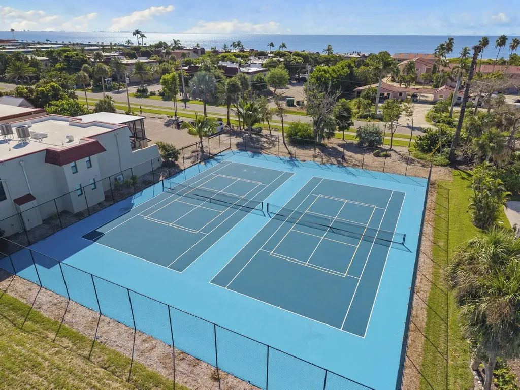 845 E Gulf Drive Sanibel FL 33957