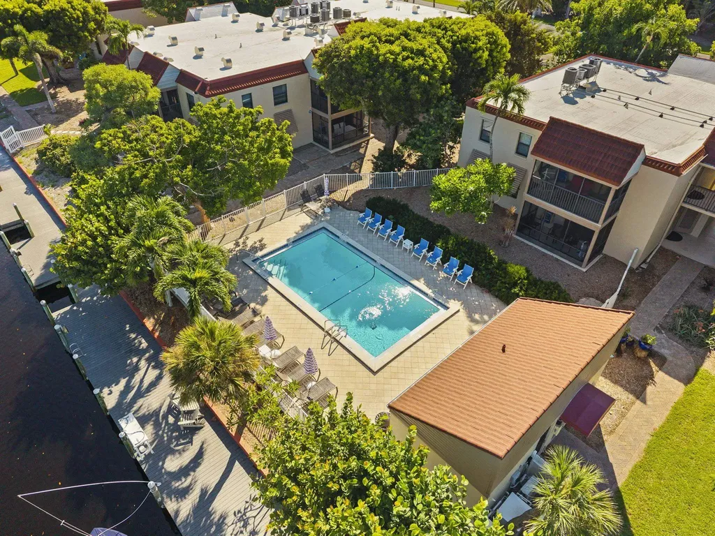 845 E Gulf Drive Sanibel FL 33957