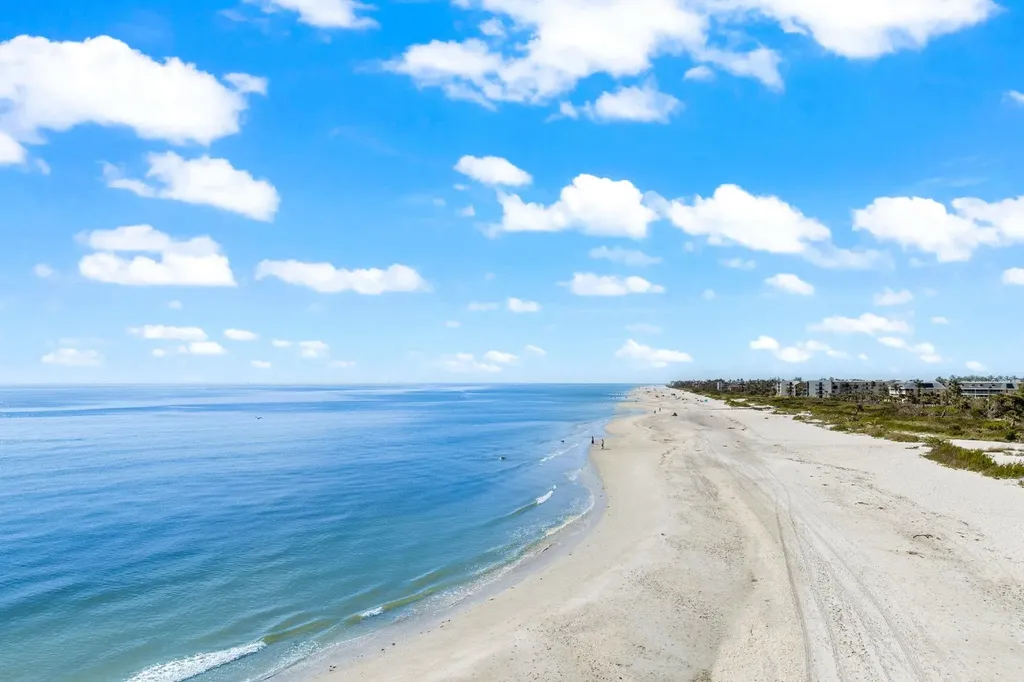 845 E Gulf Drive Sanibel FL 33957