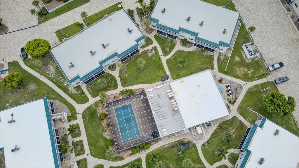 827 E Gulf Drive Sanibel FL 33957