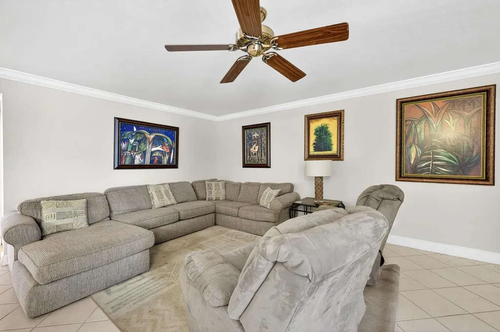 827 E Gulf Drive Sanibel FL 33957