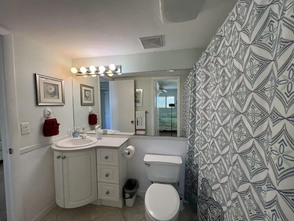 1250 Tennisplace Court Sanibel FL 33957
