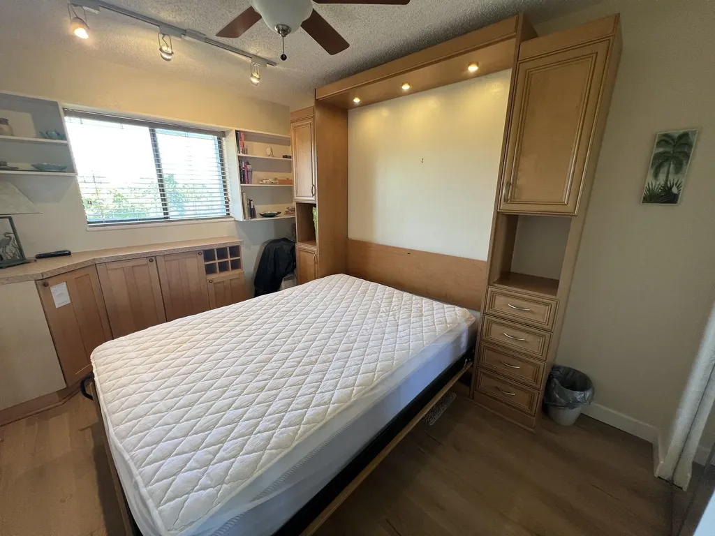 1250 Tennisplace Court Sanibel FL 33957