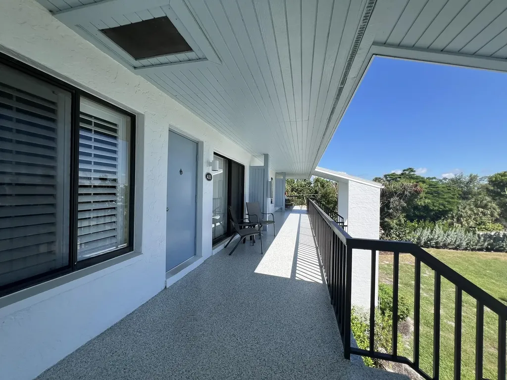 1250 Tennisplace Court Sanibel FL 33957