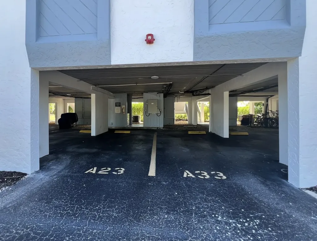 1250 Tennisplace Court Sanibel FL 33957