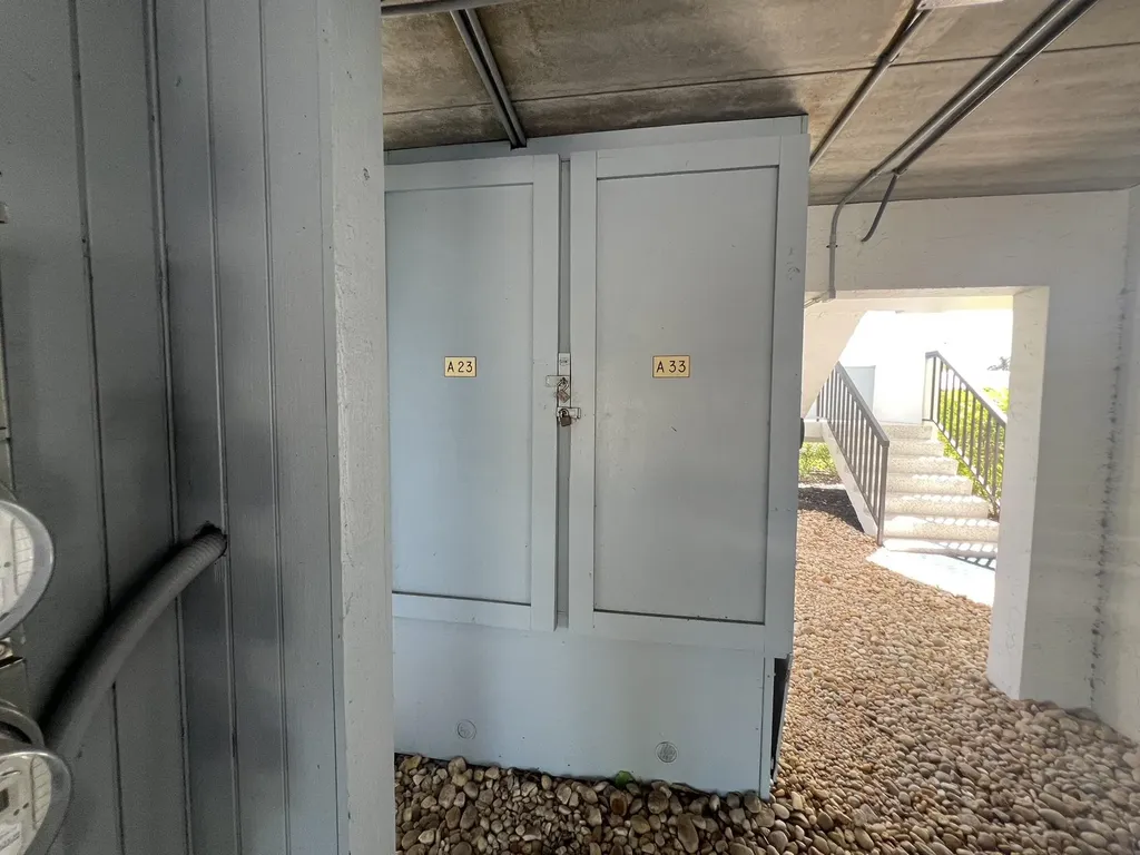 1250 Tennisplace Court Sanibel FL 33957