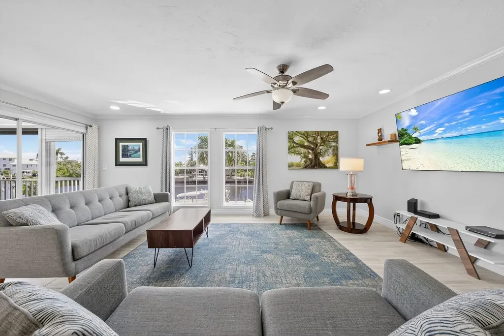 1682 Sabal Palm Drive Sanibel FL 33957