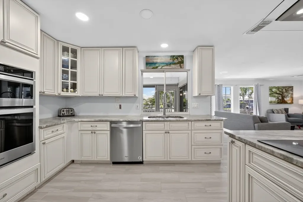 1682 Sabal Palm Drive Sanibel FL 33957