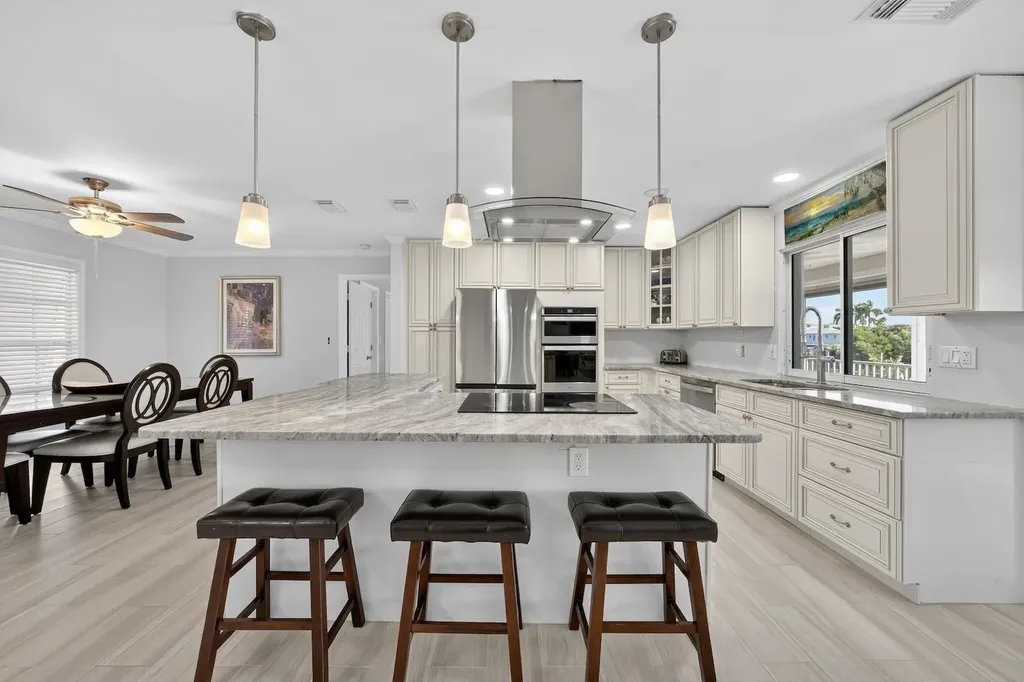 1682 Sabal Palm Drive Sanibel FL 33957