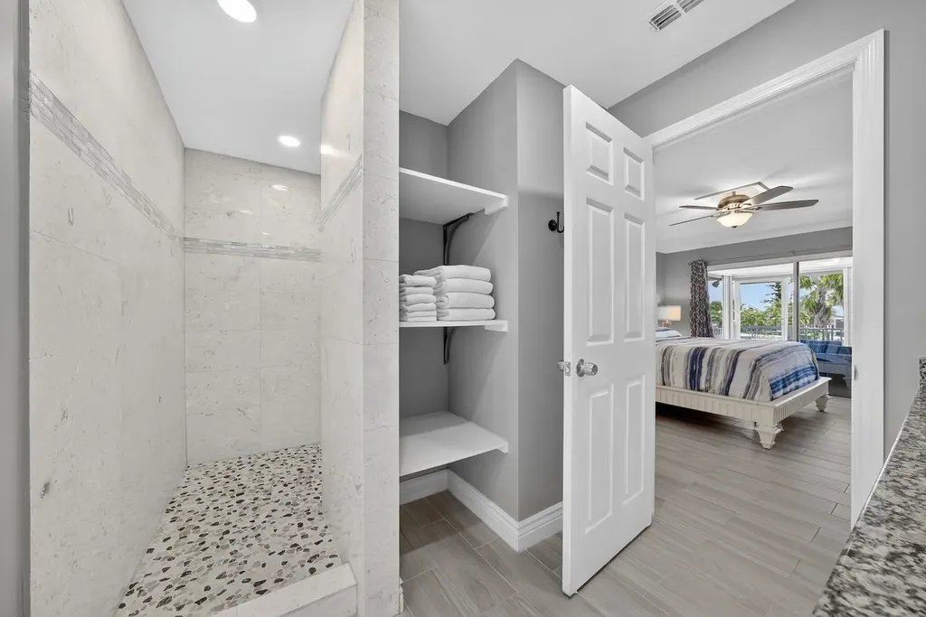 1682 Sabal Palm Drive Sanibel FL 33957