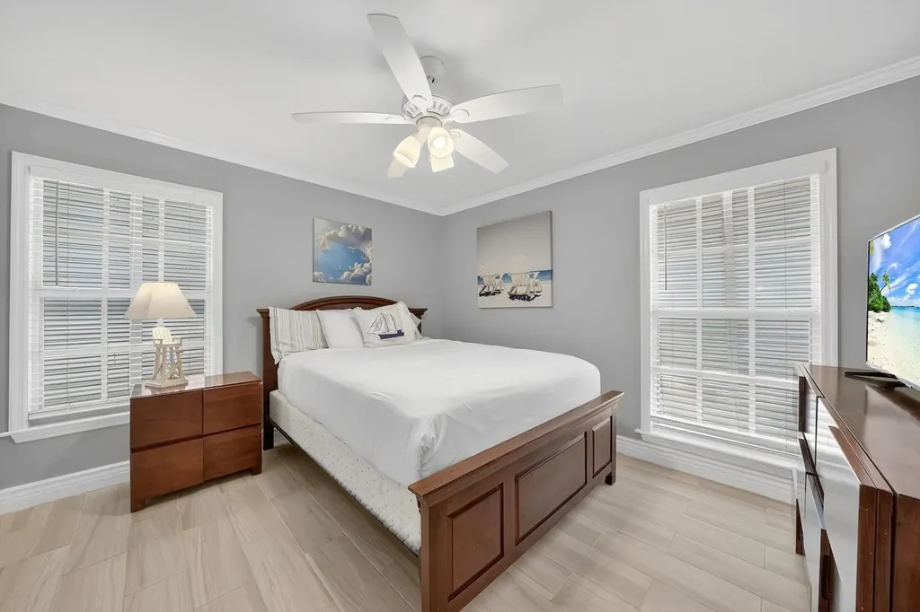 1682 Sabal Palm Drive Sanibel FL 33957