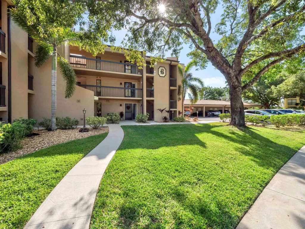 6258 Cougar Run Fort Myers FL 33908