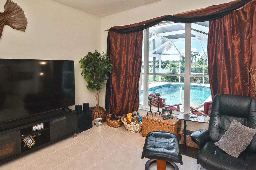 9160 Kings Cove Court Fort Myers FL 33967