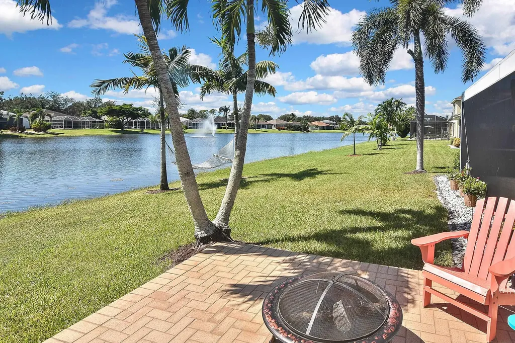 9160 Kings Cove Court Fort Myers FL 33967