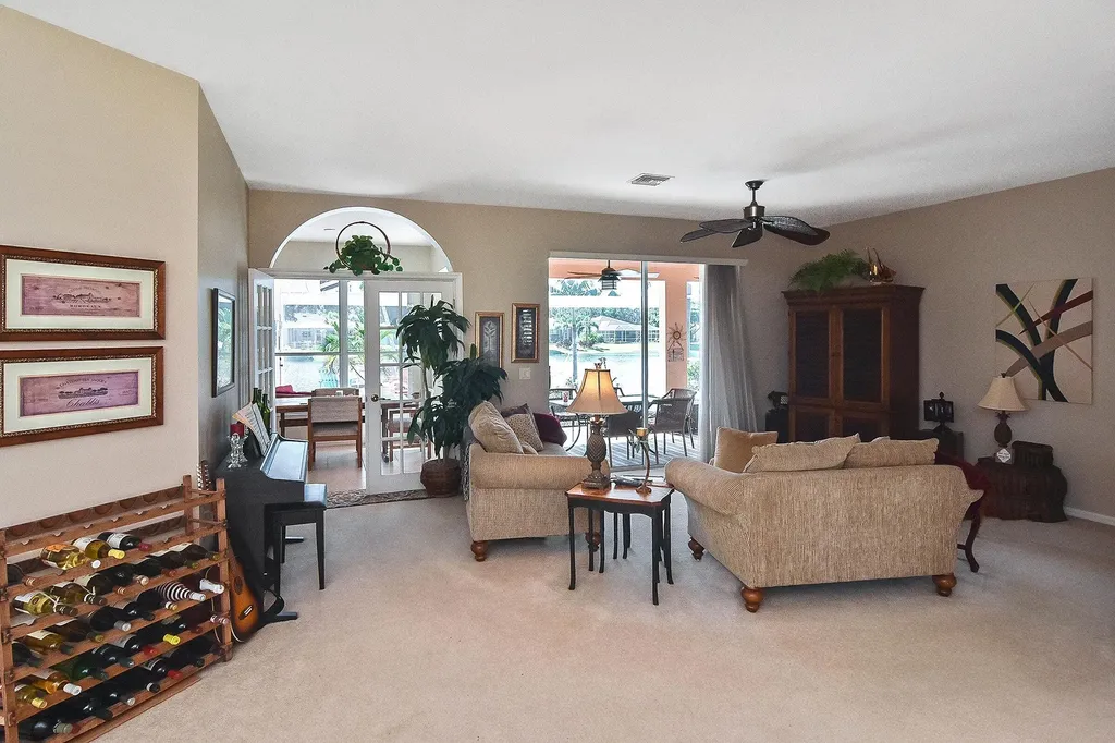 9160 Kings Cove Court Fort Myers FL 33967