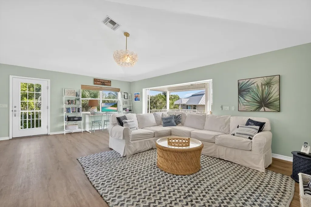 700 Nerita Street Sanibel FL 33957