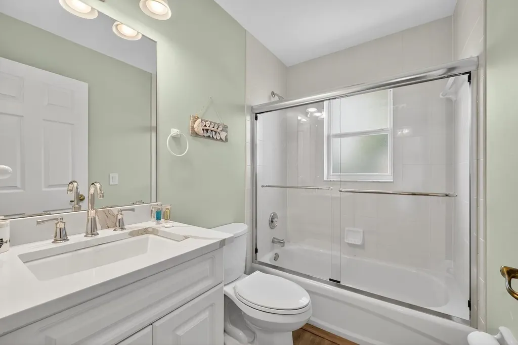 700 Nerita Street Sanibel FL 33957