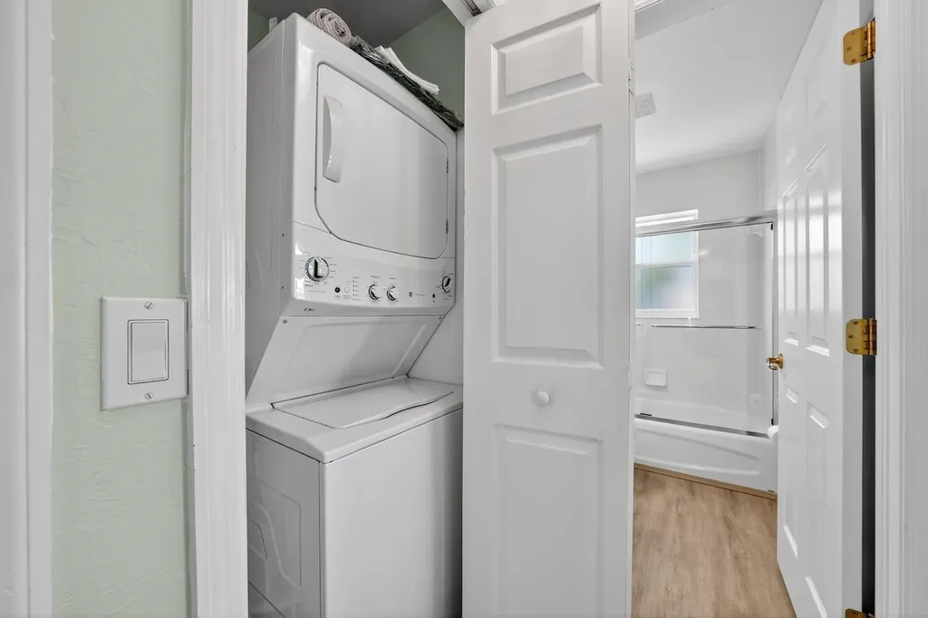 700 Nerita Street Sanibel FL 33957