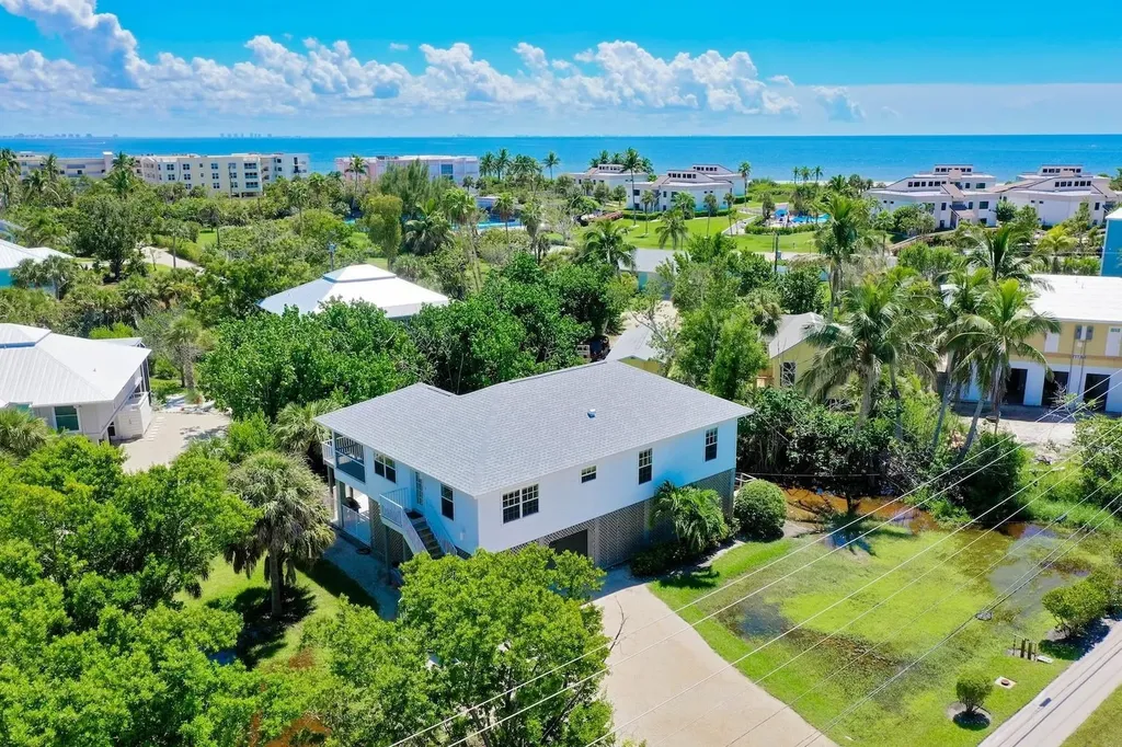 700 Nerita Street Sanibel FL 33957