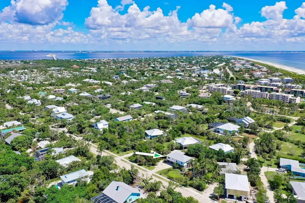 700 Nerita Street Sanibel FL 33957