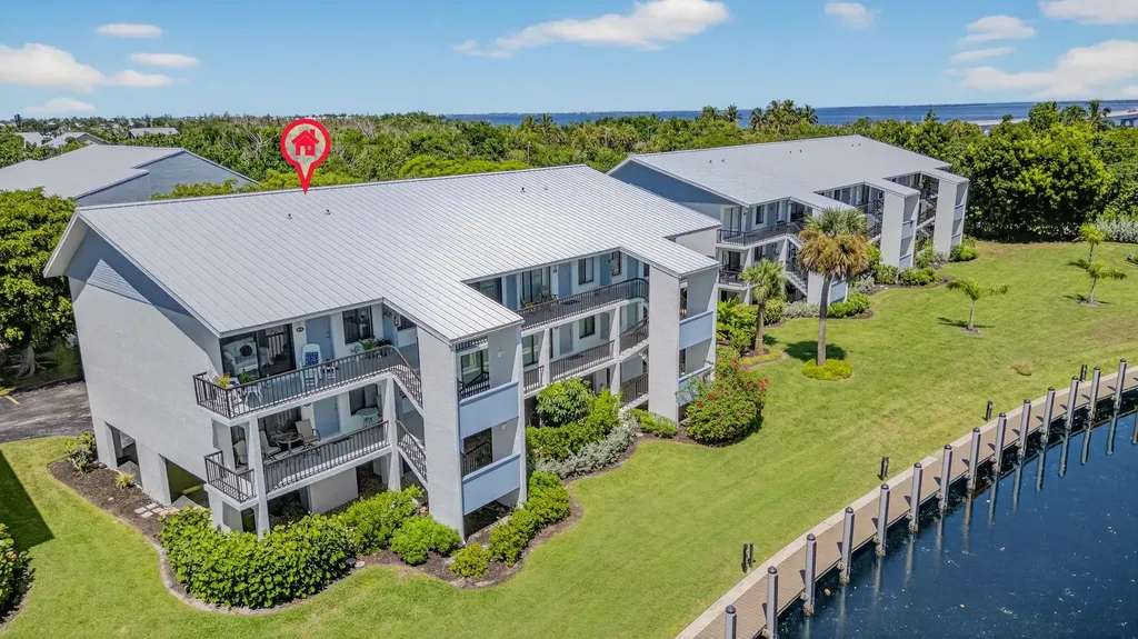 1250 Tennisplace Court Sanibel FL 33957