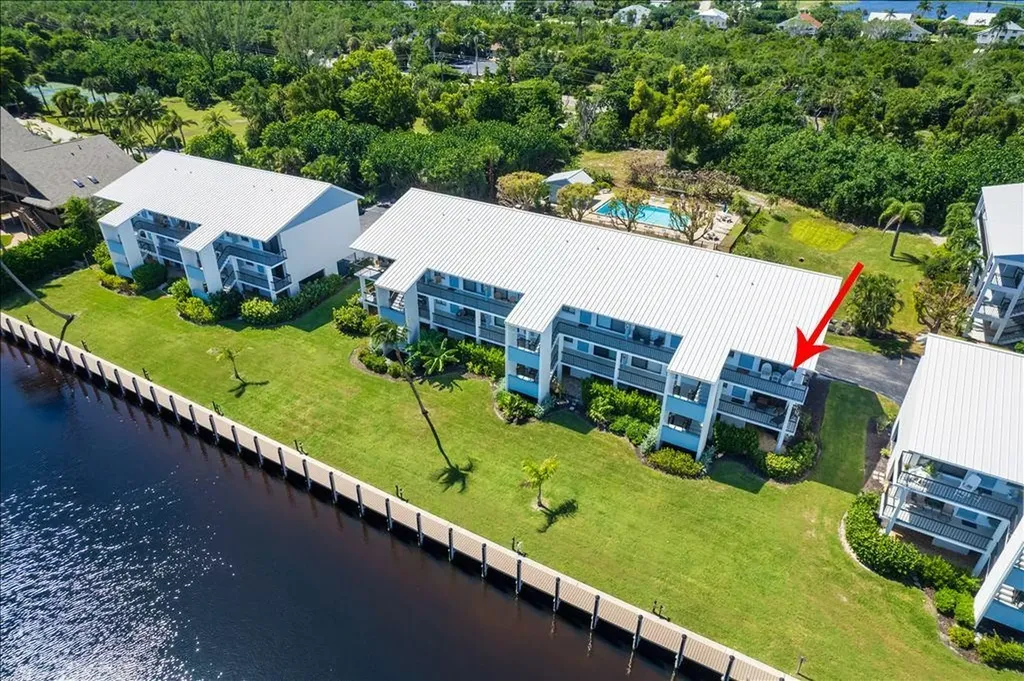 1250 Tennisplace Court Sanibel FL 33957