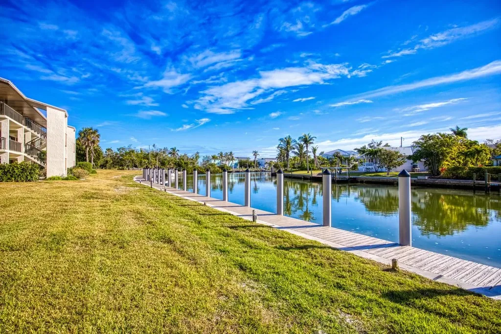 1250 Tennisplace Court Sanibel FL 33957