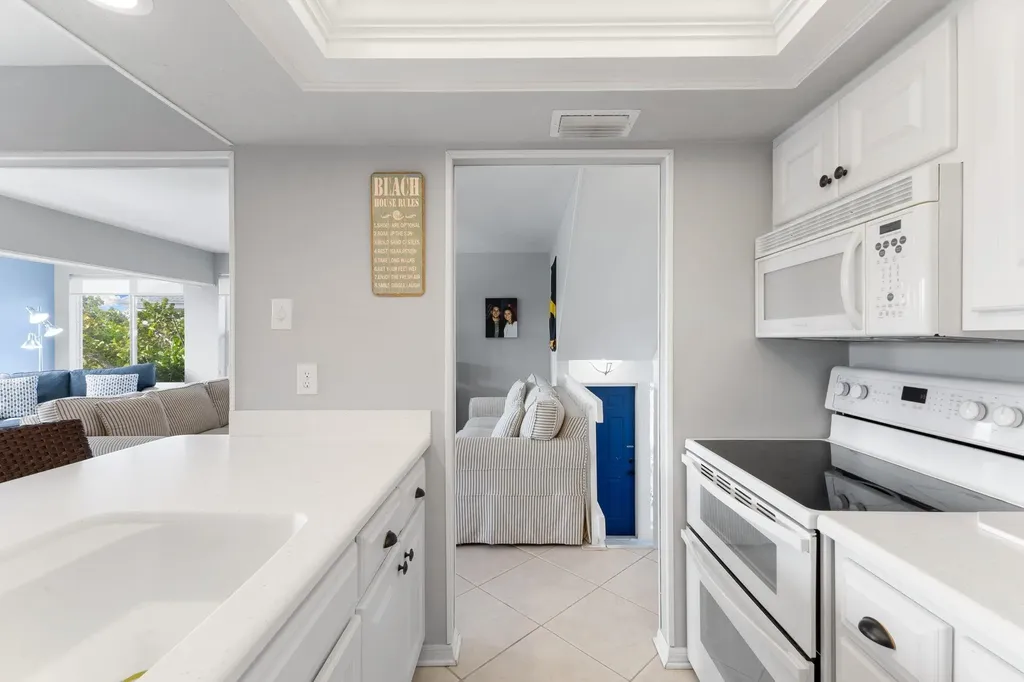 1039 Beach Road Sanibel FL 33957