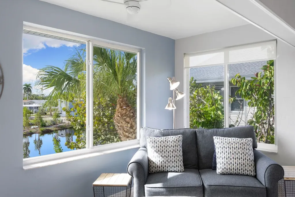 1039 Beach Road Sanibel FL 33957