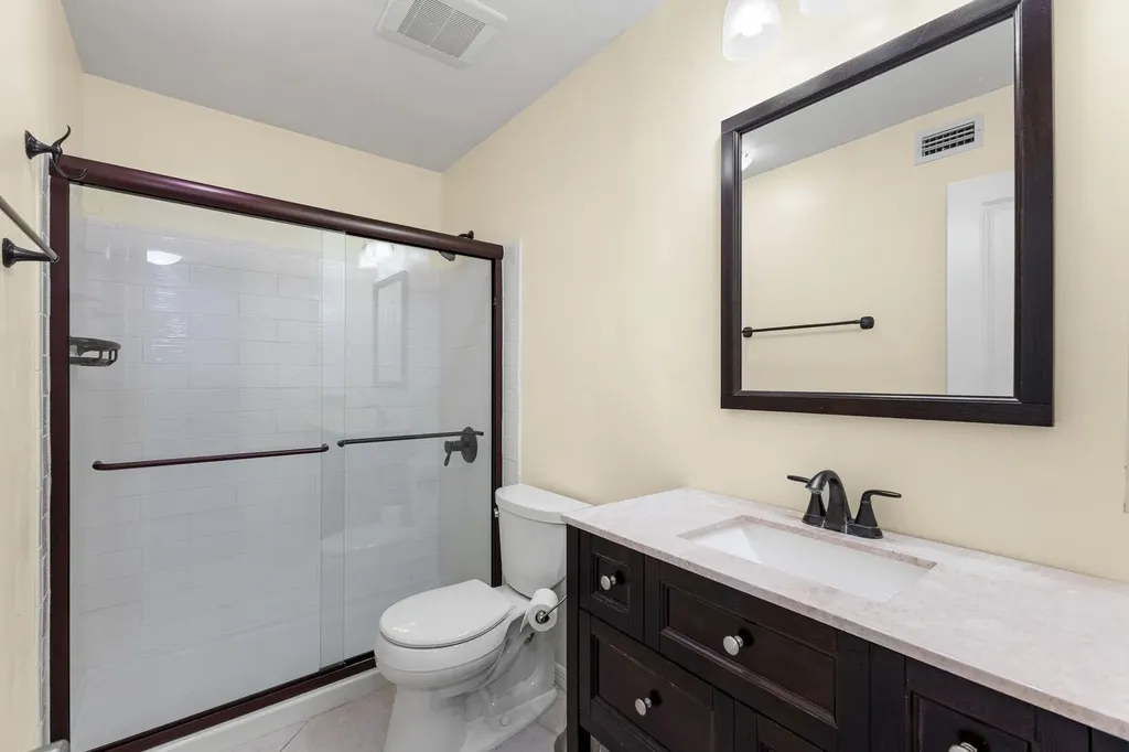 1039 Beach Road Sanibel FL 33957