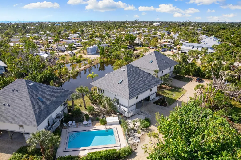 1039 Beach Road Sanibel FL 33957