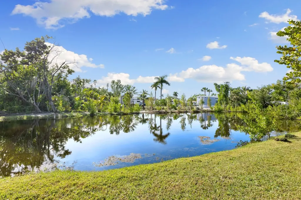 1039 Beach Road Sanibel FL 33957