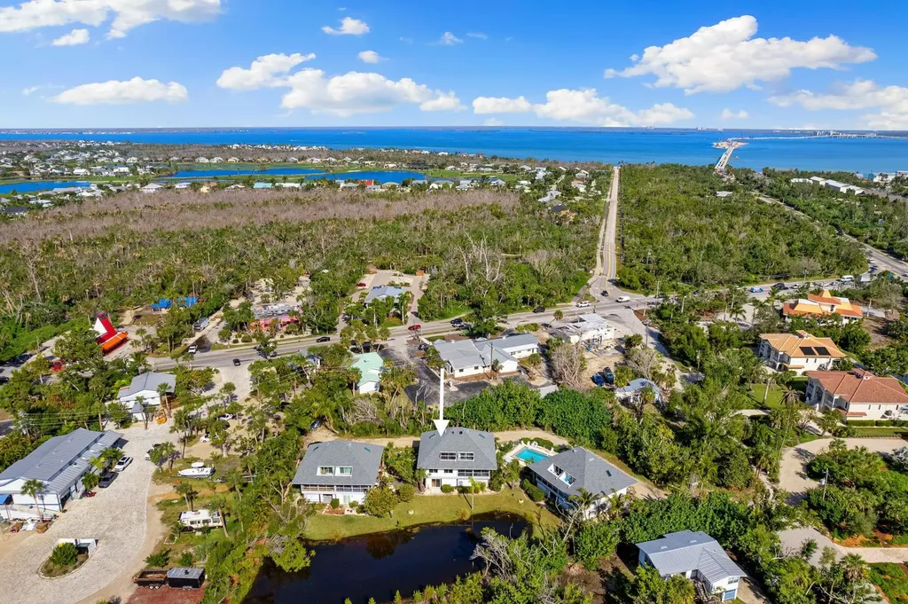 1039 Beach Road Sanibel FL 33957