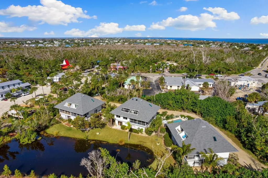 1039 Beach Road Sanibel FL 33957