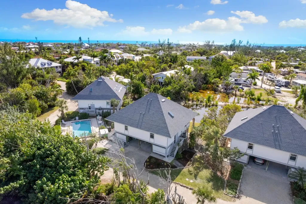 1039 Beach Road Sanibel FL 33957