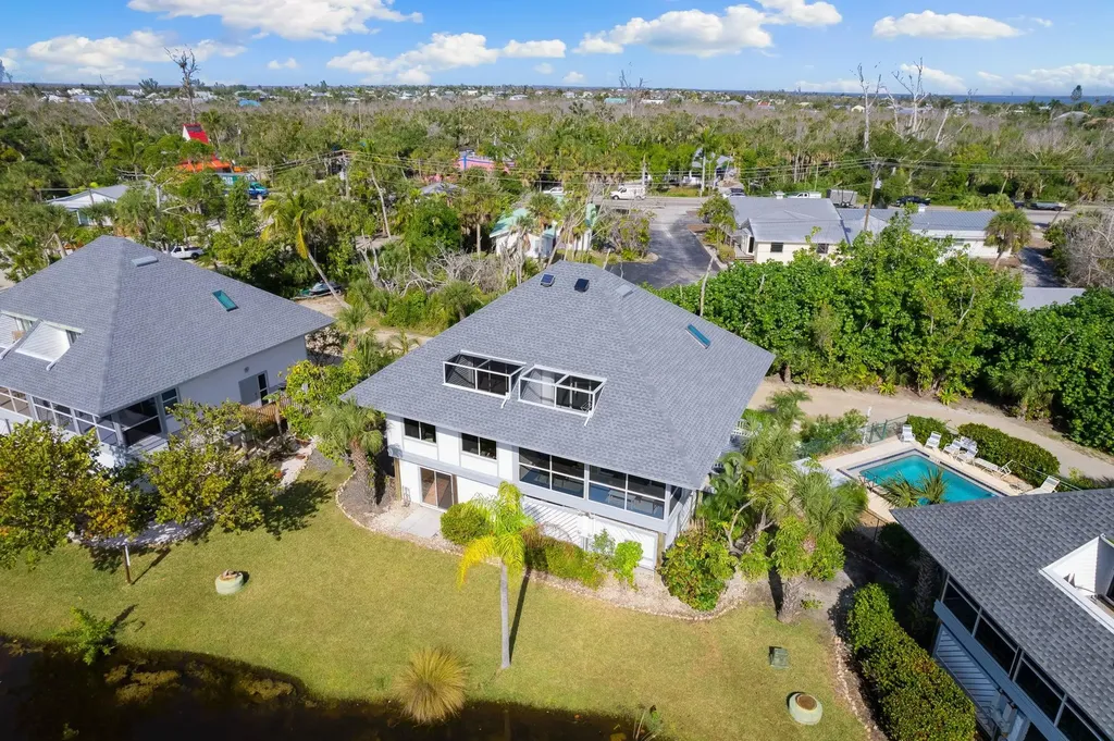 1039 Beach Road Sanibel FL 33957