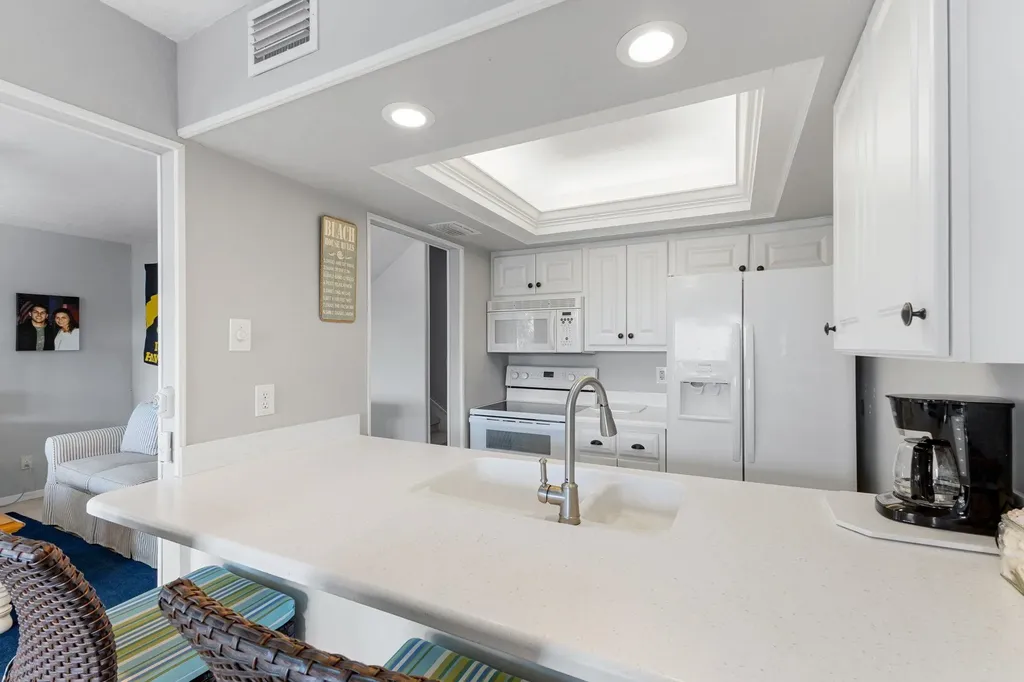 1039 Beach Road Sanibel FL 33957