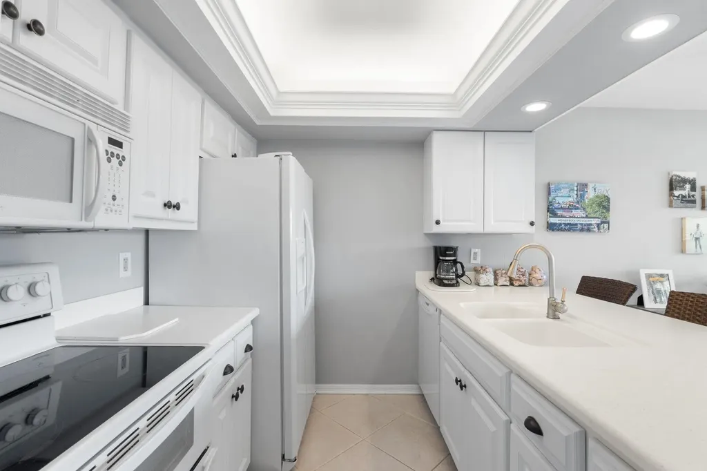 1039 Beach Road Sanibel FL 33957