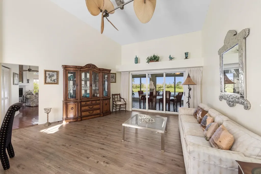 1558 Sand Castle Road Sanibel FL 33957
