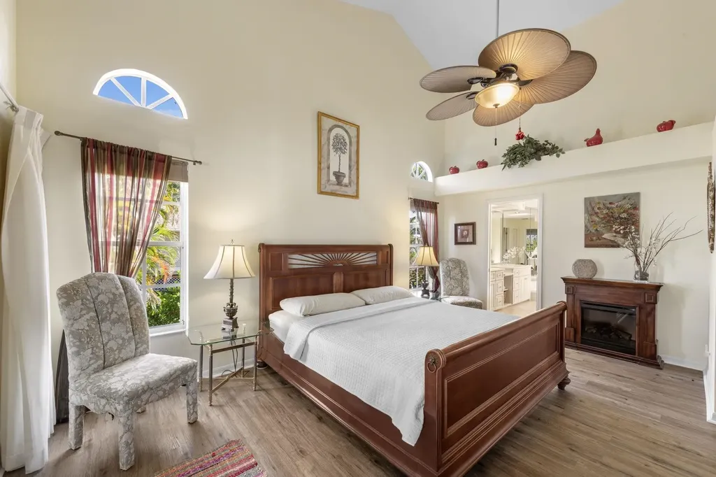 1558 Sand Castle Road Sanibel FL 33957