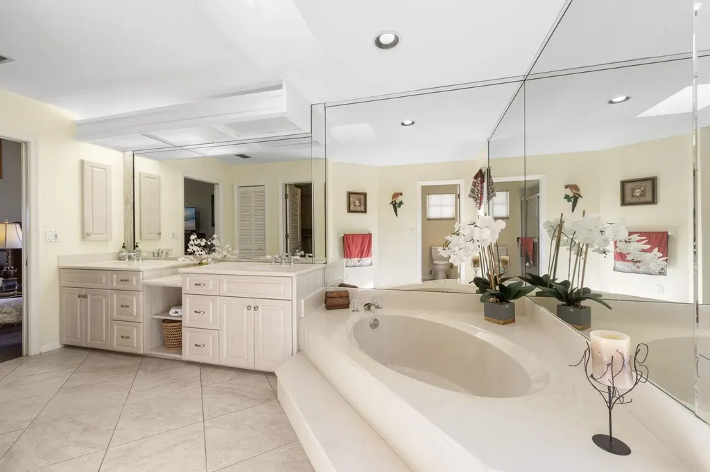 1558 Sand Castle Road Sanibel FL 33957